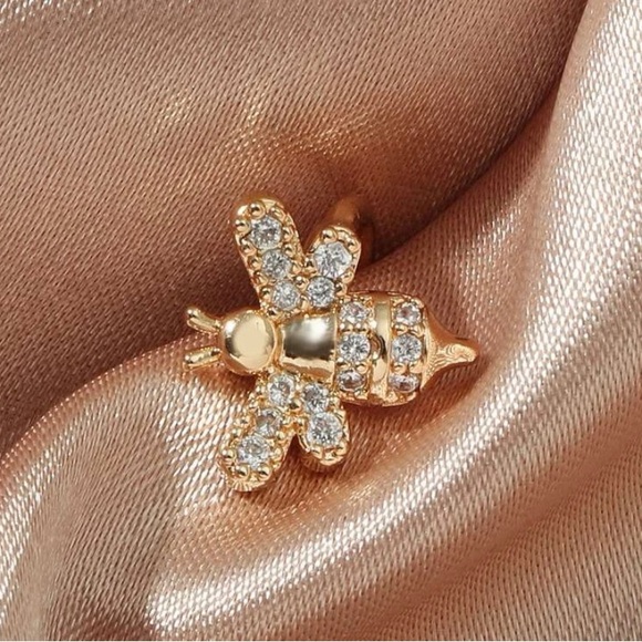 Bee Ear Cuff. New. - Picture 2 of 2